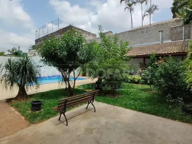 Casa / Sobrado para Venda em São Paulo/SP Interlagos 5 Quartos
