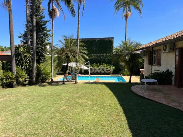 Casa / Sobrado para Venda em São Paulo/SP Interlagos 5 Quartos