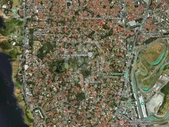 Casa / Sobrado para Venda em São Paulo/SP Interlagos 5 Quartos