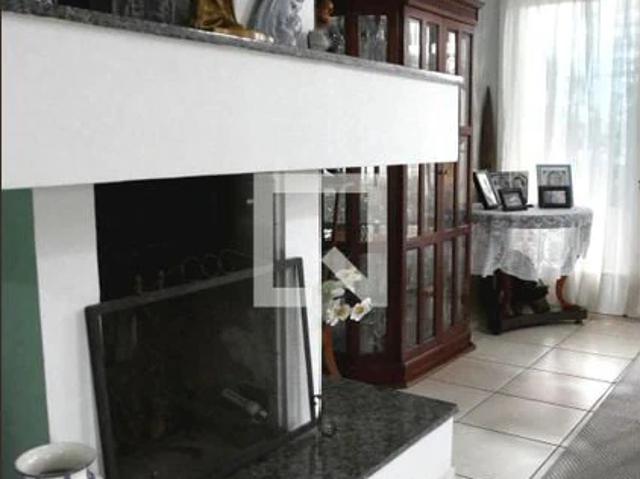 Casa / Sobrado para Venda em São Paulo/SP Interlagos 5 Quartos