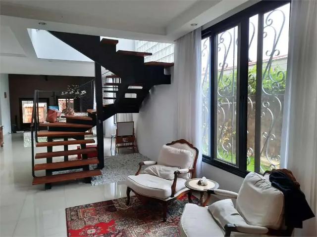 Casa / Sobrado para Venda em São Paulo/SP Interlagos 5 Quartos