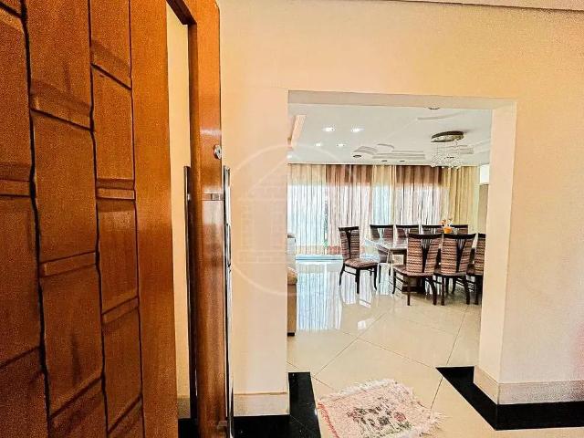 Casa / Sobrado para Venda em São Paulo/SP Interlagos 6 Quartos