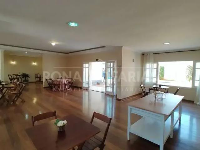 Casa / Sobrado para Venda em São Paulo/SP Interlagos 6 Quartos