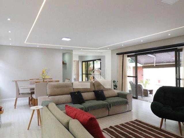Casa / Sobrado para Venda em São Paulo/SP Interlagos 6 Quartos