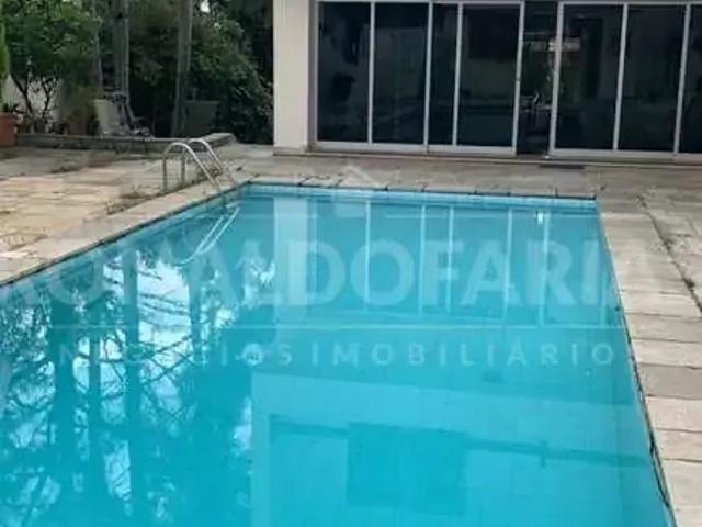 Casa / Sobrado para Venda em São Paulo/SP Interlagos 6 Quartos