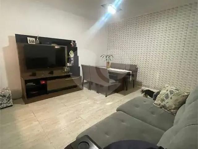 Casa / Sobrado para Venda em São Paulo/SP Interlagos 6 Quartos