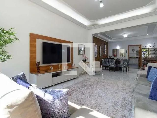 Casa / Sobrado para Venda em São Paulo/SP Ipiranga 4 Quartos