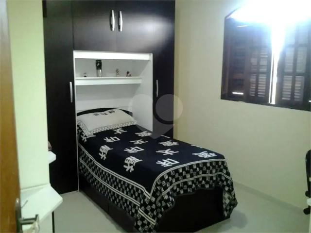Casa / Sobrado para Venda em São Paulo/SP Itaim Paulista 6 Quartos