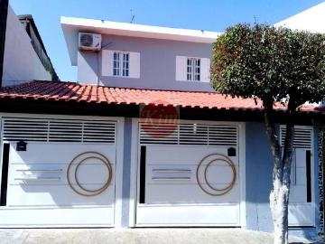 Casa à venda em Rua Professor Zeferino Ferraz - Garagem
