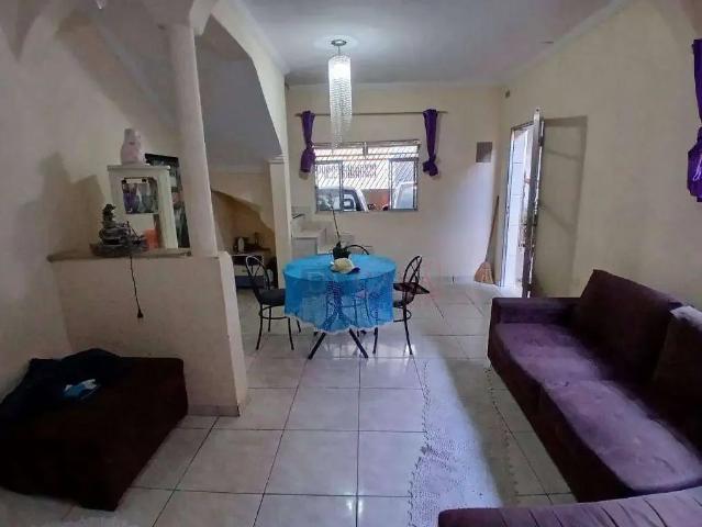 Casa / Sobrado para Venda em São Paulo/SP Itaquera 4 Quartos
