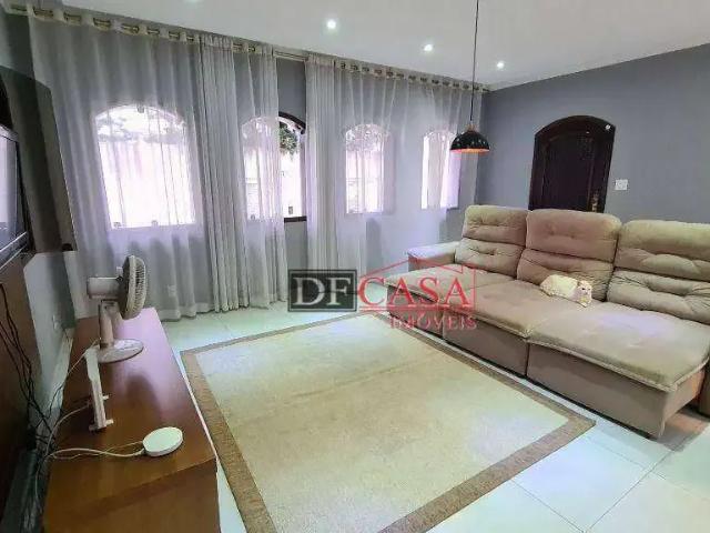 Casa / Sobrado para Venda em São Paulo/SP Itaquera 4 Quartos