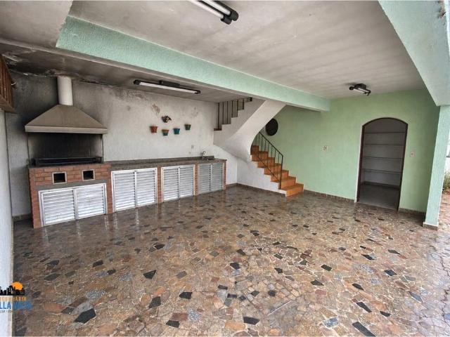 Casa / Sobrado para Venda em São Paulo/SP Jabaquara 6 Quartos