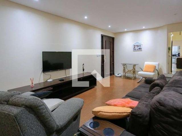 Casa / Sobrado para Venda em São Paulo/SP Jaguaré 6 Quartos