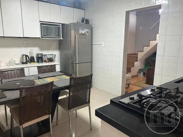Casa / Sobrado para Venda em São Paulo/SP Jardim Colonial 4 Quartos