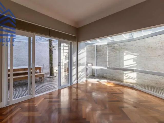 Casa / Sobrado para Venda em São Paulo/SP Jardim Cordeiro 4 Quartos