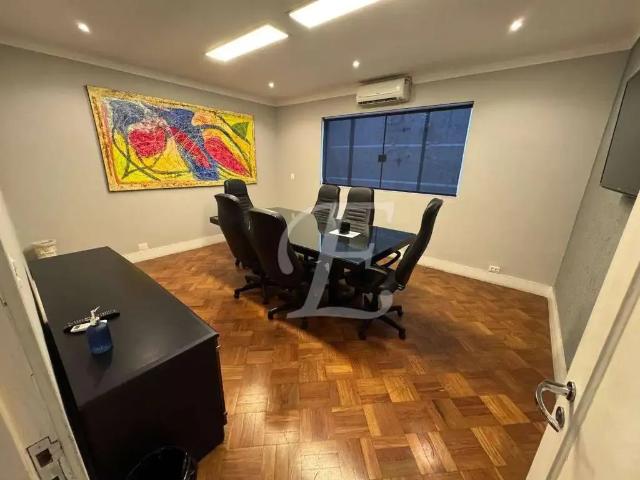 Casa / Sobrado para Venda em São Paulo/SP Jardim América 7 Quartos