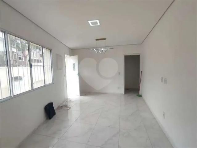 Casa / Sobrado para Venda em São Paulo/SP Jardim Aeroporto 2 Quartos