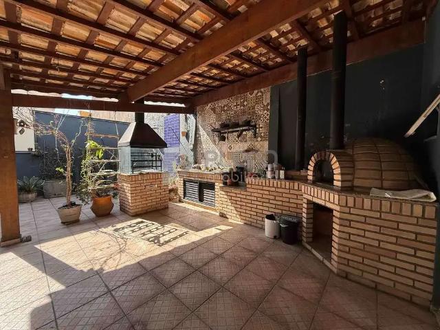 Casa / Sobrado para Venda em São Paulo/SP Jardim Aeroporto 5 Quartos
