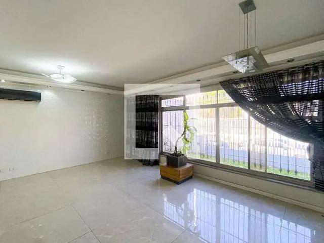 Casa / Sobrado para Venda em São Paulo/SP Jardim Brasil 3 Quartos
