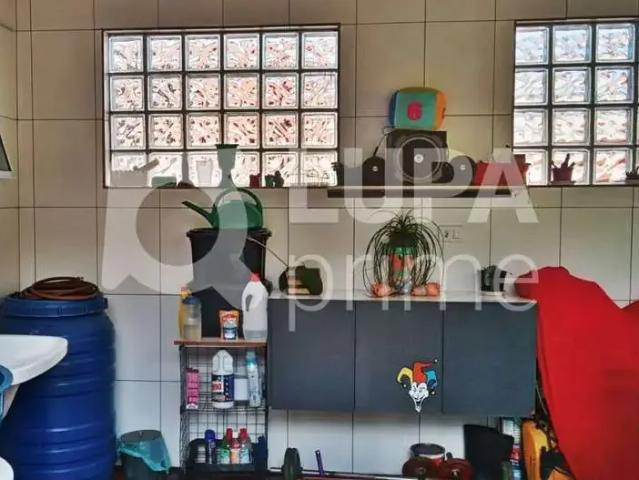 Casa / Sobrado para Venda em São Paulo/SP Jardim Brasil 4 Quartos