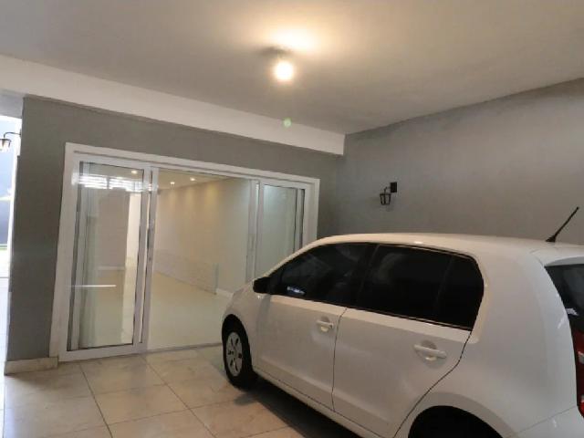 Casa / Sobrado para Venda em São Paulo/SP Jardim Guanhembu 4 Quartos