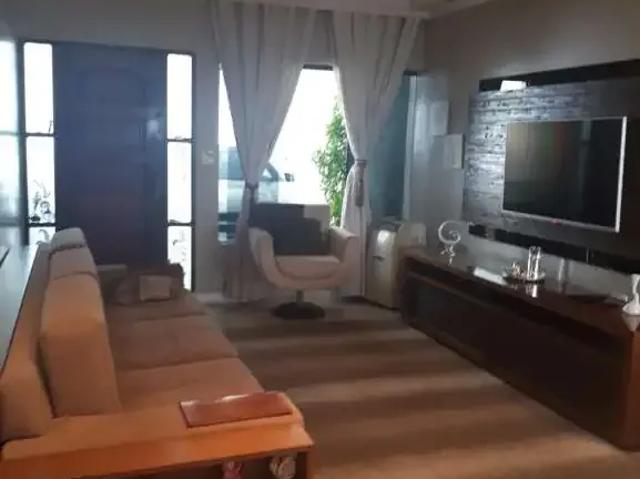 Casa / Sobrado para Venda em São Paulo/SP Jardim Guanhembu 4 Quartos