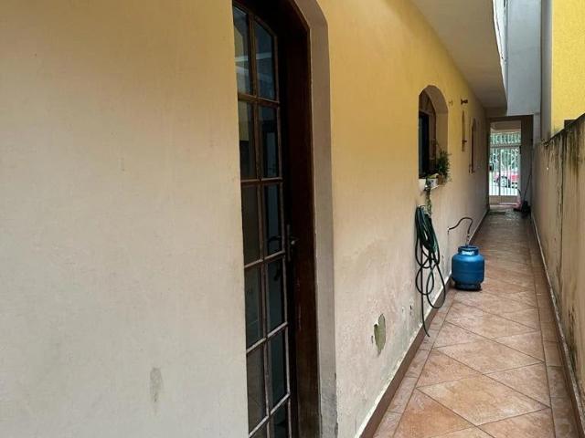 Casa / Sobrado para Venda em São Paulo/SP Jardim Guanhembu 4 Quartos