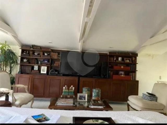 Casa / Sobrado para Venda em São Paulo/SP Jardim Guedala 4 Quartos