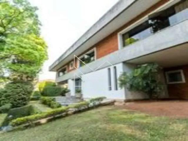 Casa / Sobrado para Venda em São Paulo/SP Morumbi 4 Quartos