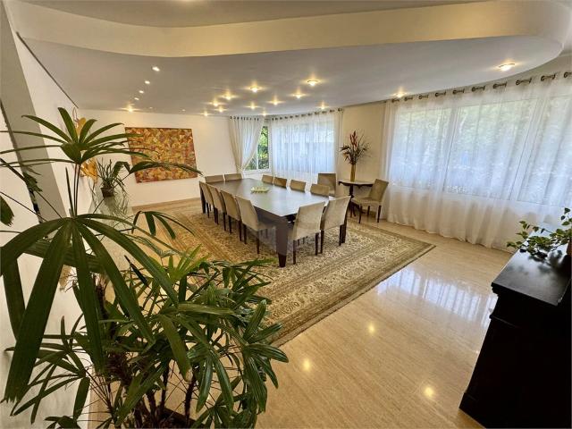 Casa / Sobrado para Venda em São Paulo/SP Jardim Guedala 4 Quartos