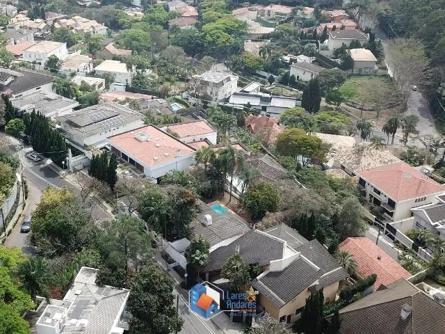 Casa / Sobrado para Venda em São Paulo/SP Jardim Guedala 4 Quartos