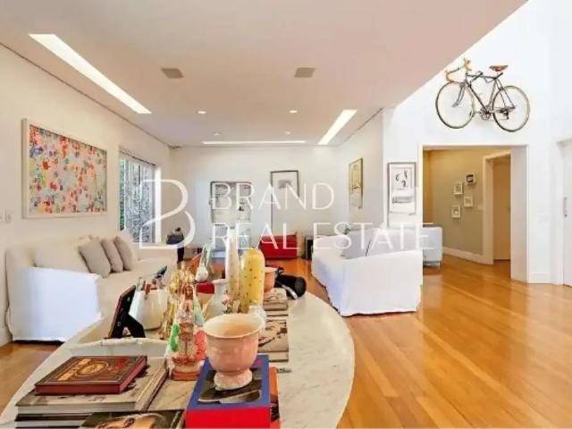 Casa / Sobrado para Venda em São Paulo/SP Jardim Guedala 4 Quartos
