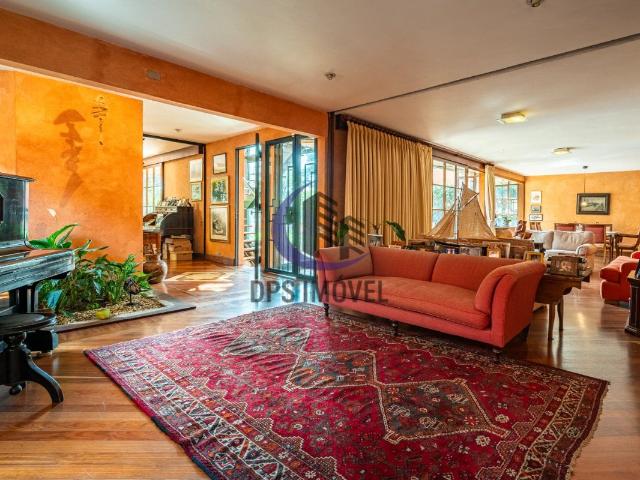 Casa / Sobrado para Venda em São Paulo/SP Jardim Guedala 4 Quartos