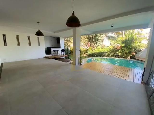 Casa / Sobrado para Venda em São Paulo/SP Jardim Guedala 4 Quartos