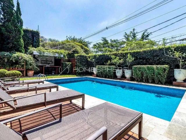 Casa / Sobrado para Venda em São Paulo/SP Jardim Guedala 4 Quartos