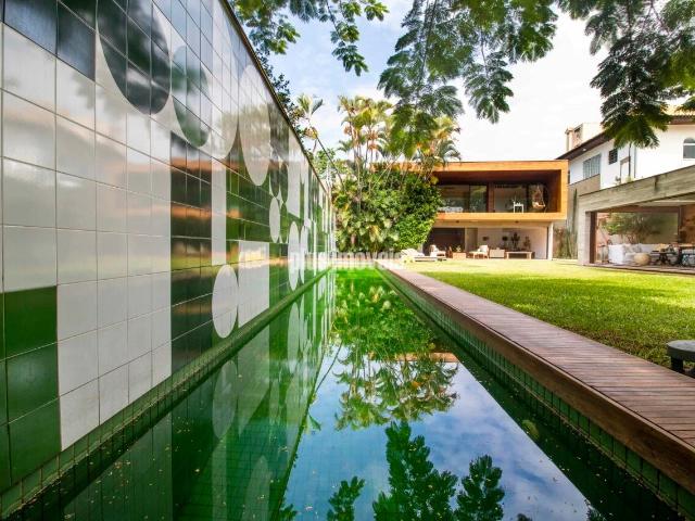 Casa / Sobrado para Venda em São Paulo/SP Jardim Guedala 4 Quartos