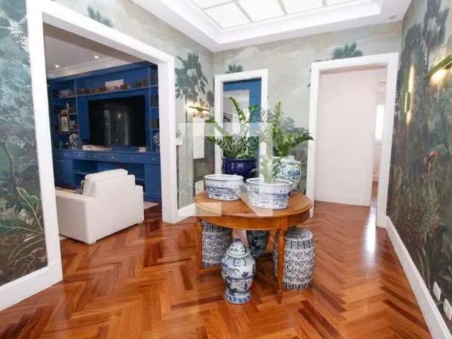 Casa / Sobrado para Venda em São Paulo/SP Jardim Guedala 4 Quartos