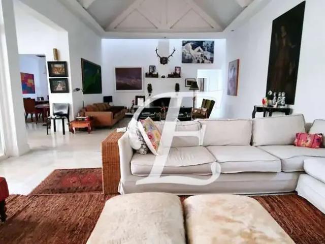 Casa / Sobrado para Venda em São Paulo/SP Jardim Guedala 4 Quartos