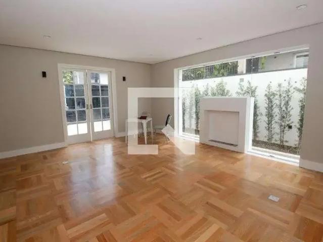 Casa / Sobrado para Venda em São Paulo/SP Jardim Guedala 4 Quartos