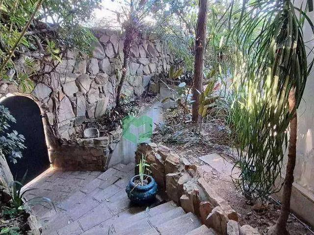 Casa / Sobrado para Venda em São Paulo/SP Jardim Guedala 4 Quartos