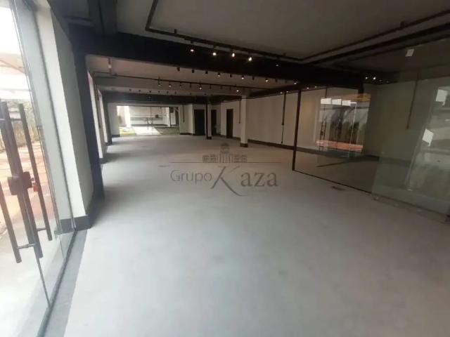 Casa / Sobrado para Venda em São Paulo/SP Jardim Guedala 5 Quartos