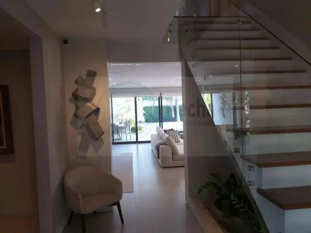 Casa / Sobrado para Venda em São Paulo/SP Jardim Guedala 5 Quartos