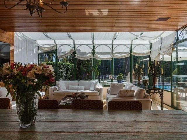 Casa / Sobrado para Venda em São Paulo/SP Jardim Guedala 5 Quartos