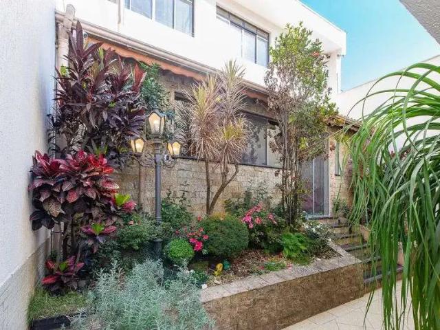 Casa / Sobrado para Venda em São Paulo/SP Jardim da Saude 5 Quartos