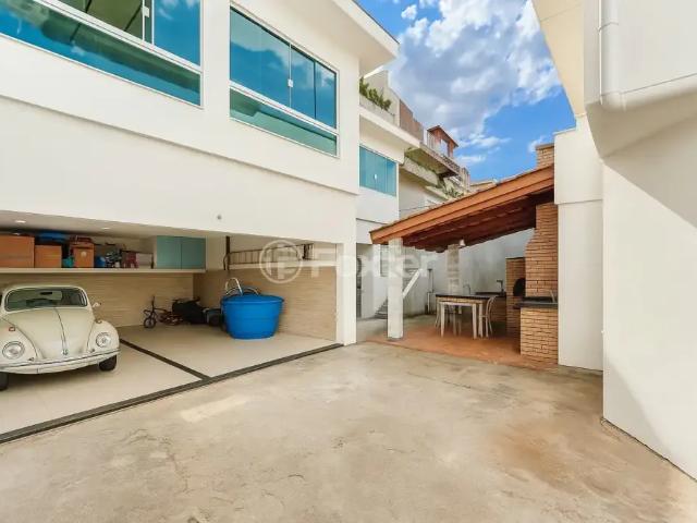 Casa / Sobrado para Venda em São Paulo/SP Jardim das Bandeiras 4 Quartos