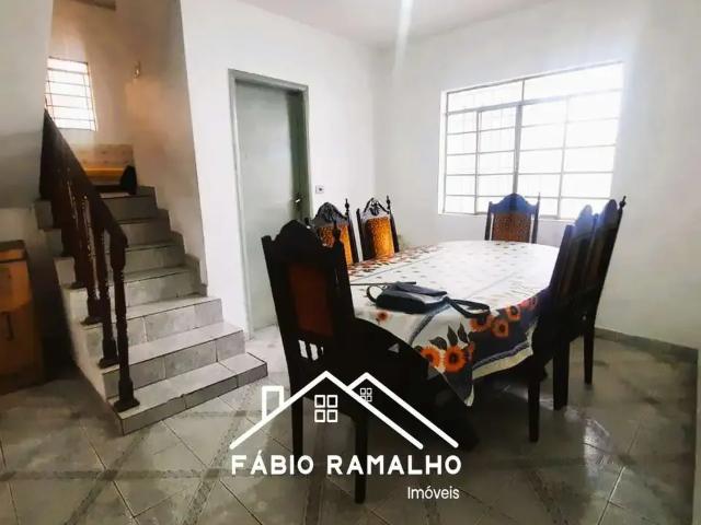 Casa / Sobrado para Venda em São Paulo/SP Jardim das Flores 4 Quartos