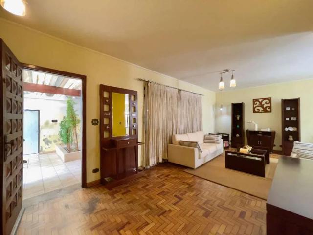Casa / Sobrado para Venda em São Paulo/SP Jardim Ernestina 5 Quartos
