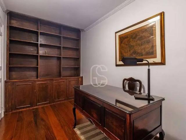 Casa / Sobrado para Venda em São Paulo/SP Jardim Europa 3 Quartos