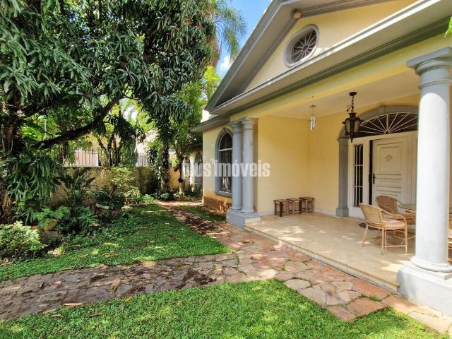 Casa / Sobrado para Venda em São Paulo/SP Jardim Europa 3 Quartos