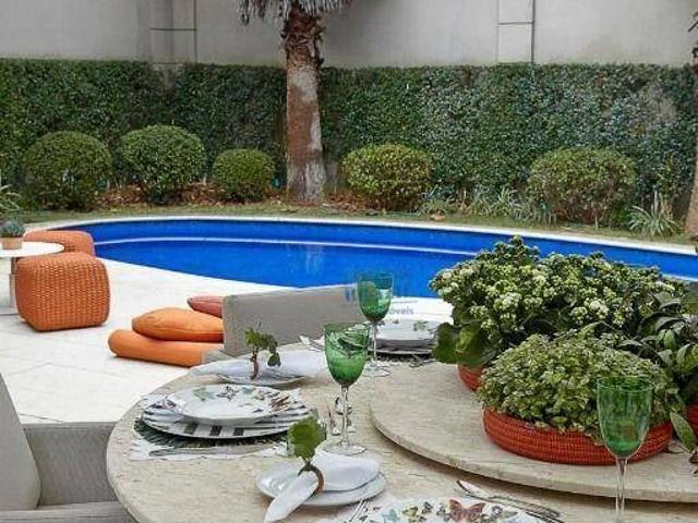 Casa / Sobrado para Venda em São Paulo/SP Jardim Europa 3 Quartos